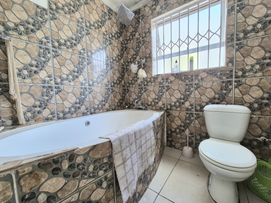 2 Bedroom Property for Sale in Wynberg Western Cape